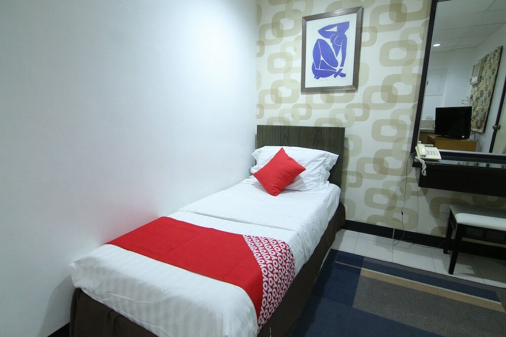 Фото OYO 107 Orange Nest Hotel