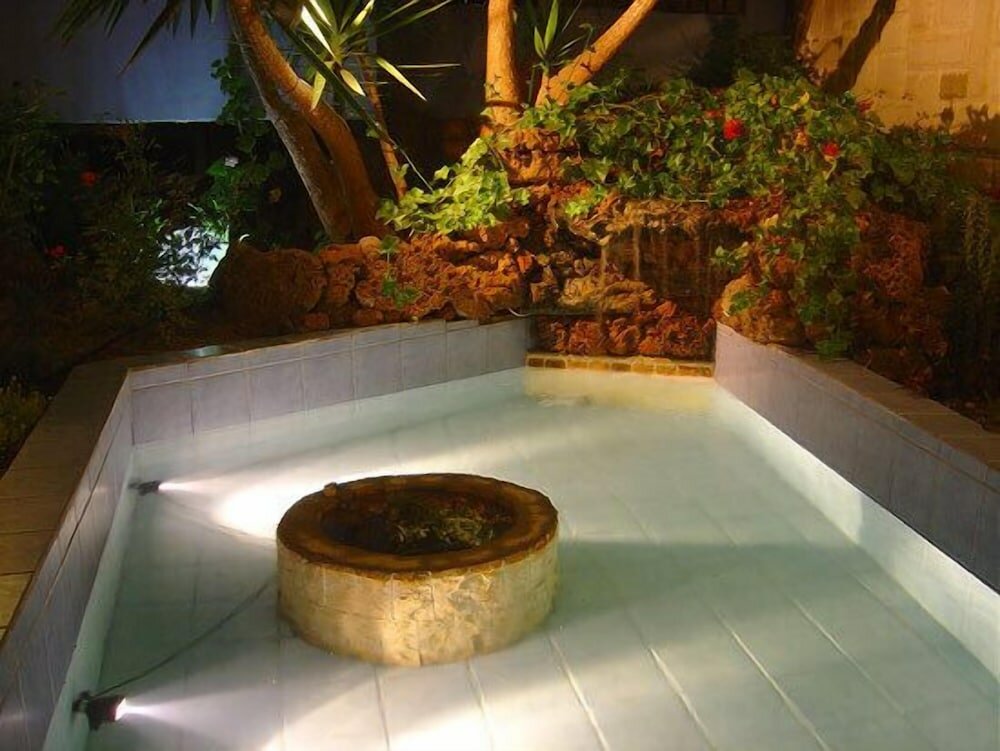 Фото Hotel Flisvos