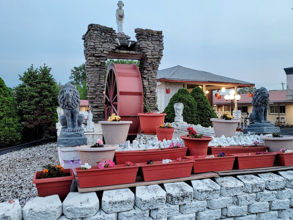 Фото отеля 2