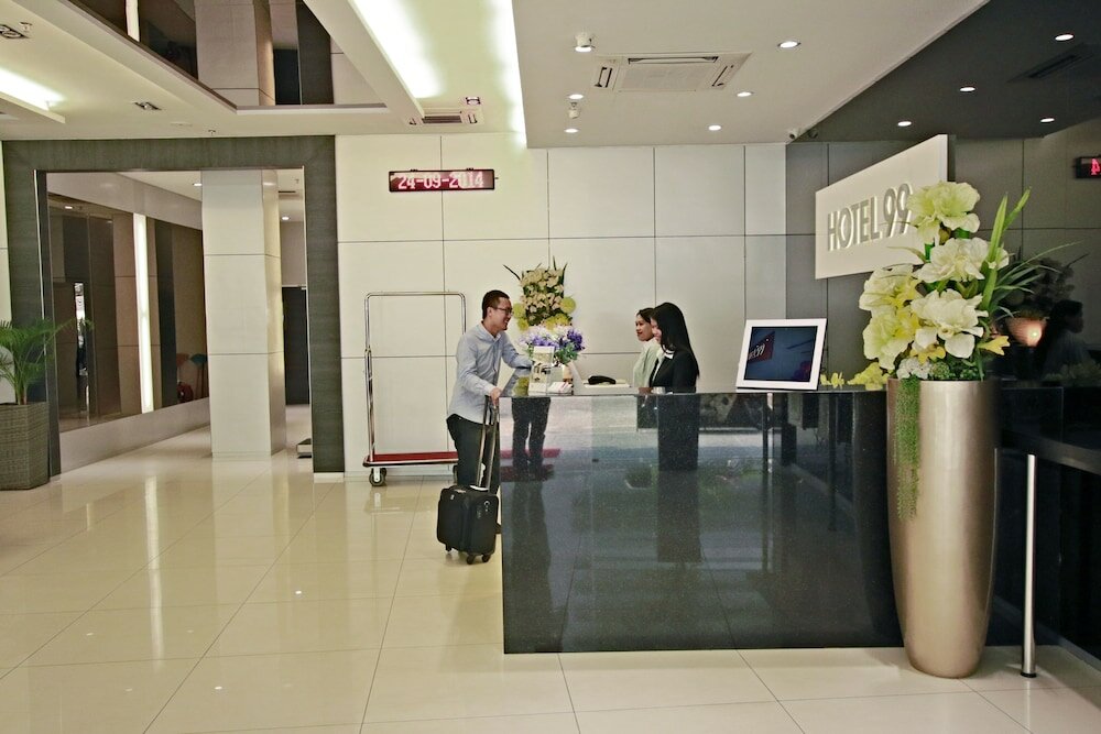 Фото Hotel 99 Pudu Kuala Lumpur
