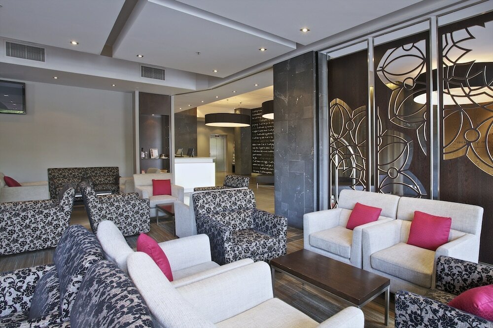 Фото Mantra Hindmarsh Square