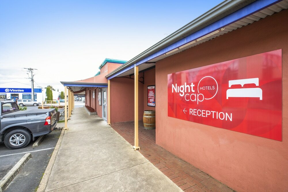 Фото Nightcap at Federal Hotel Mt Gambier