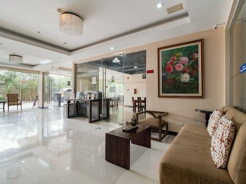 Внешний вид отеля Main Hotel & Suites в Себу, фото 3