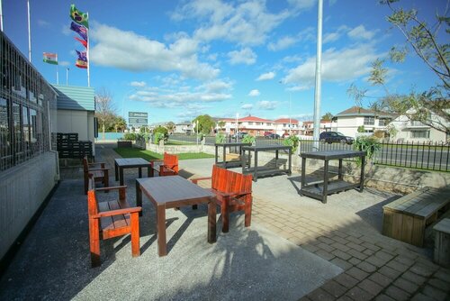 Гостиница Abbots Hamilton - Hotel and Conference Centre в Гамильтоне