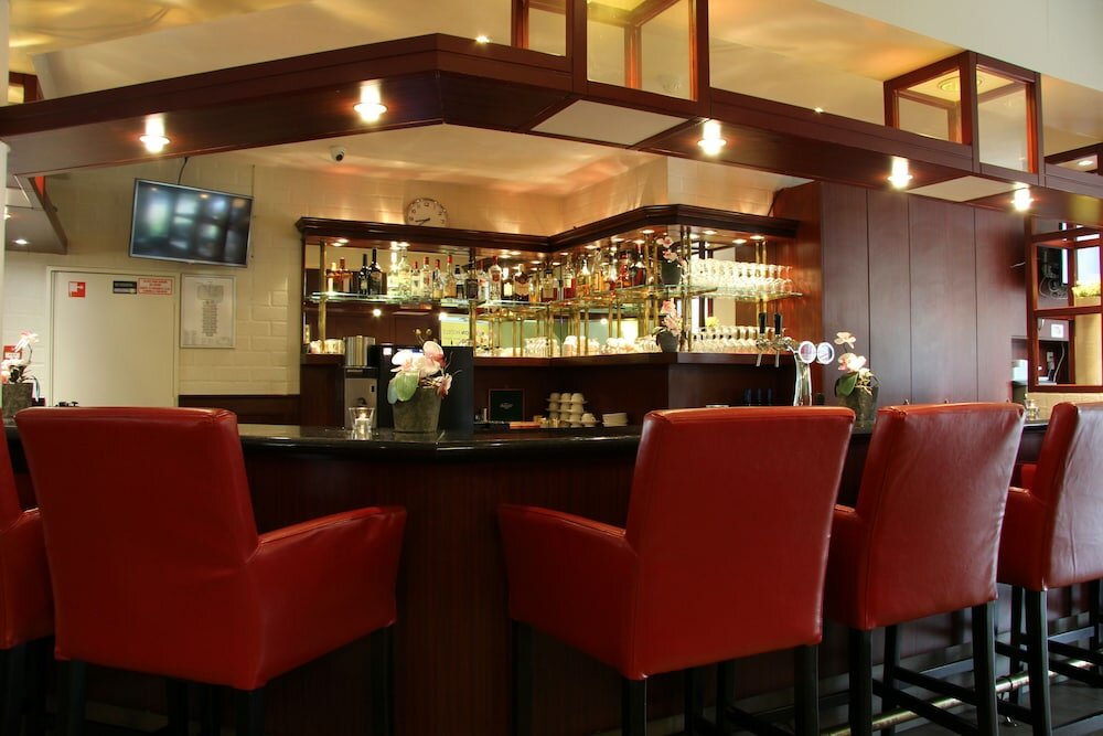 Фото Bastion Hotel Utrecht