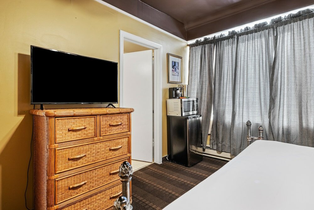 Фото Fitzgerald Hotel