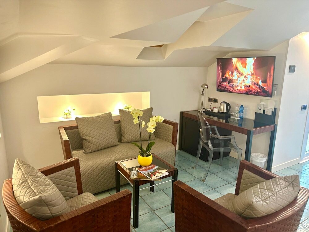 Фото Hotel Club House