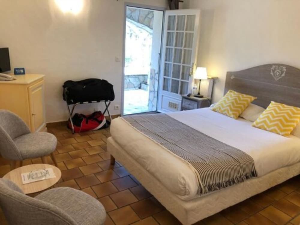 Фото Le Jas Neuf