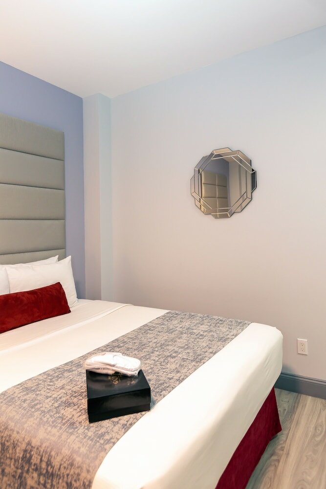 Фото Hotel St. James