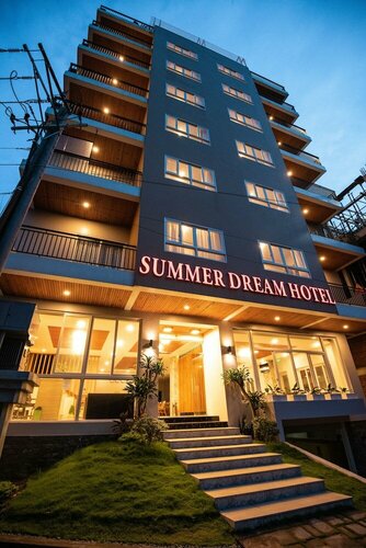 Summer Dream Hotel