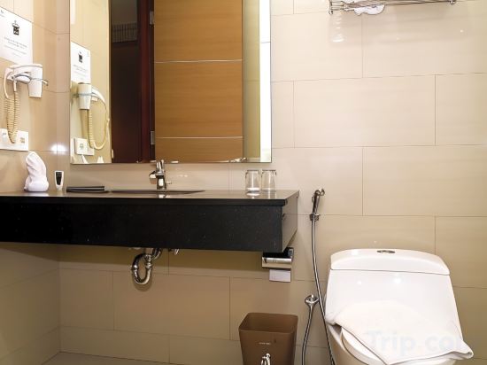 Фото Verona Palace Hotel Bandung