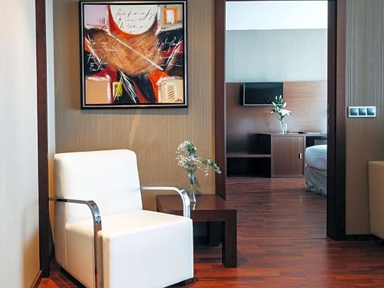 Фото AZZ Valencia Congress Hotel & Spa