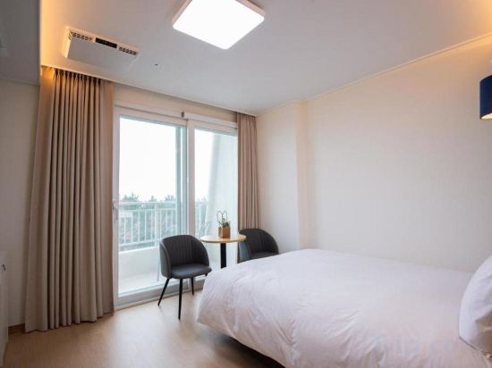 Фото PineАrt Label