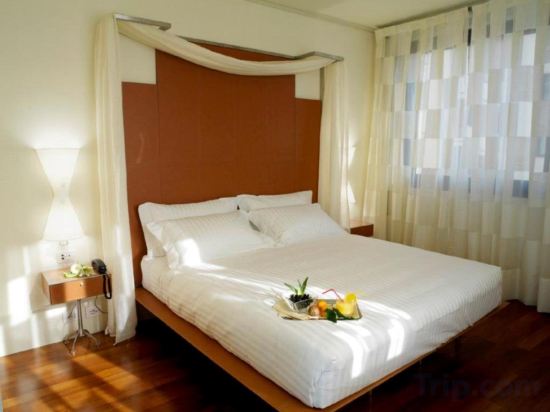 Фото Hilton Garden Inn Florence Novoli