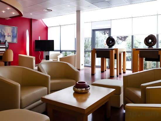 Фото Hôtel Charlemagne by HappyCulture