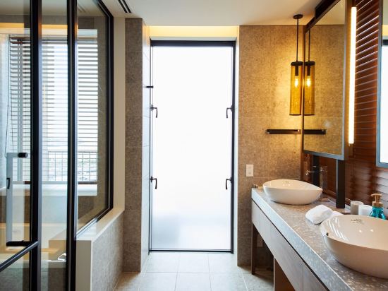 Фото Отель Okinawa Prince Ocean View Ginowan