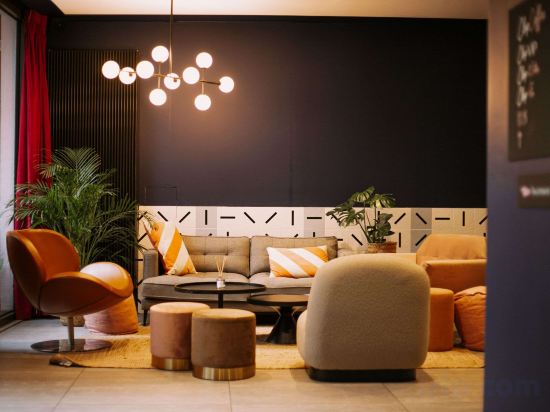 Фото ClapClap Hôtel