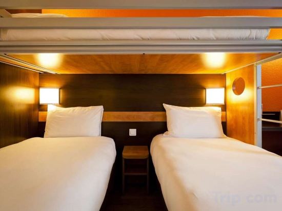 Фото Premiere Classe Lyon Centre - Gare Part Dieu