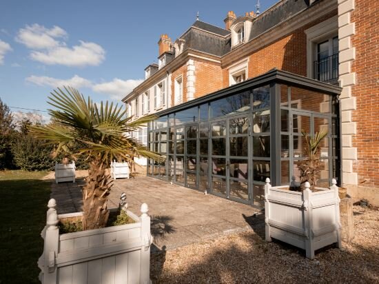 Фото Hôtel & SPA du Domaine des Thômeaux, The Originals Relais