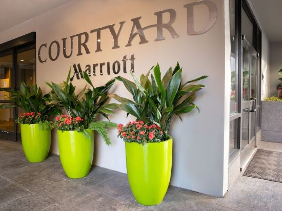Фото Courtyard by Marriott Seattle Bellevue/Downtown