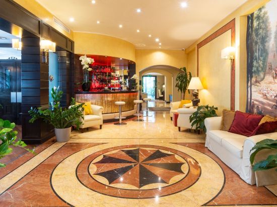 Фото Hotel Silver