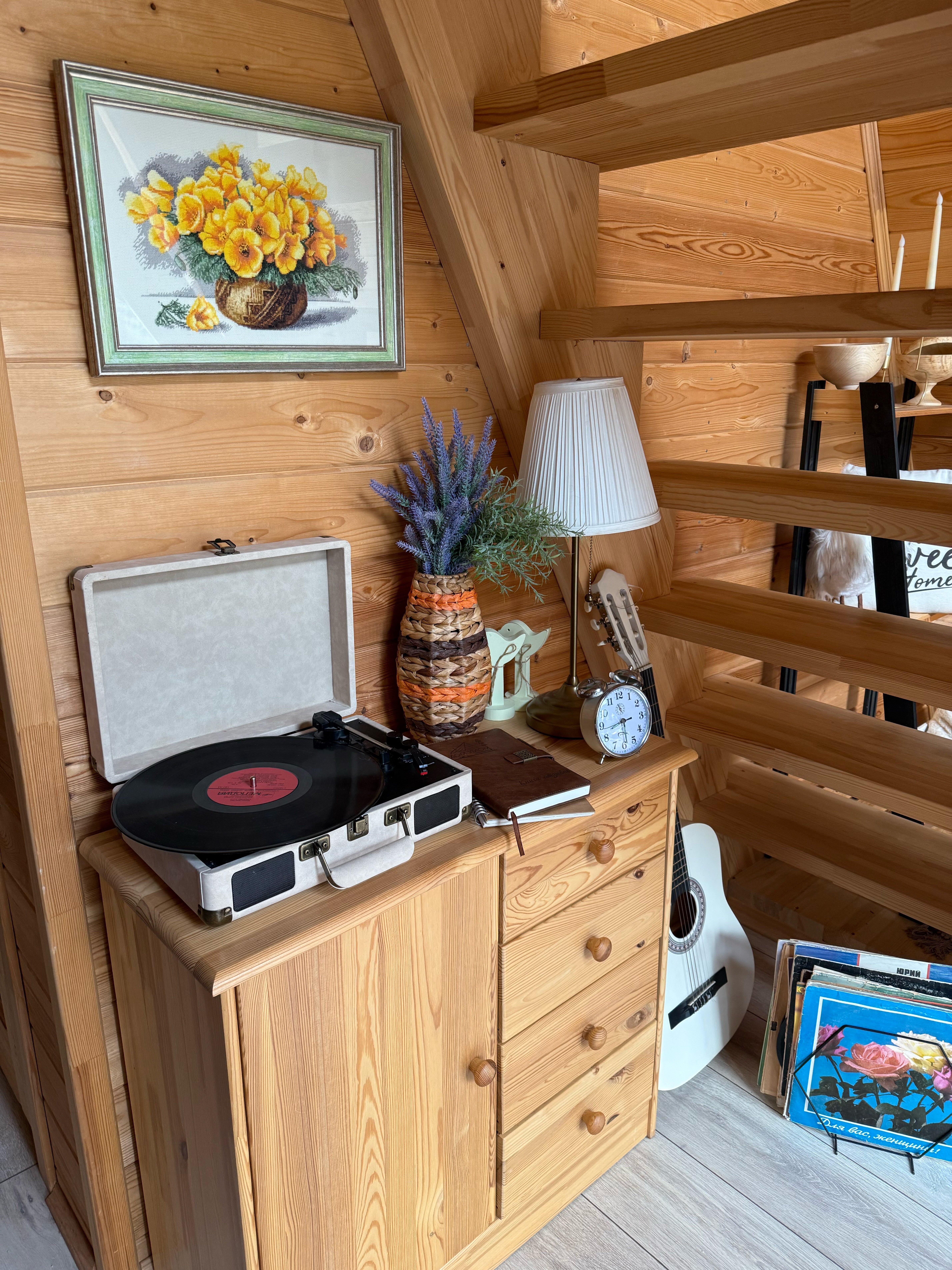 Фото Дом Углом