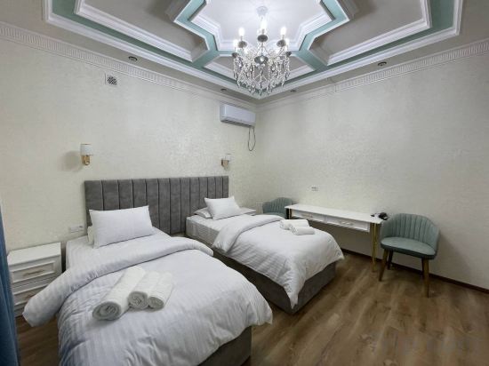 Фото Bibihojar Hotel