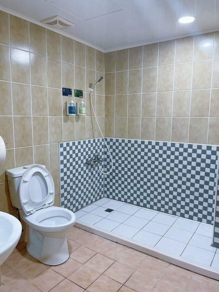 Фото A22 Wei Lu Hotel