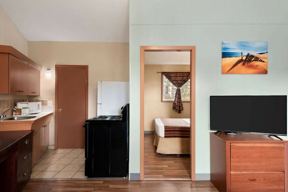 Фото Thriftlodge Edmonton