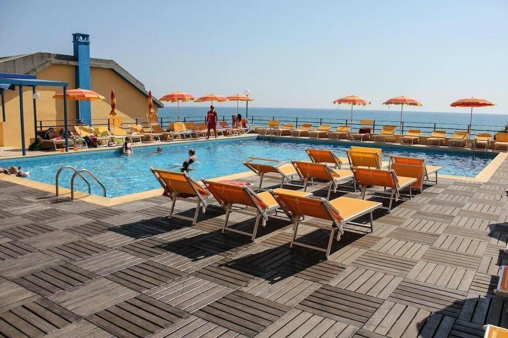 Фото Grand Hotel Dei Cesari Dependance