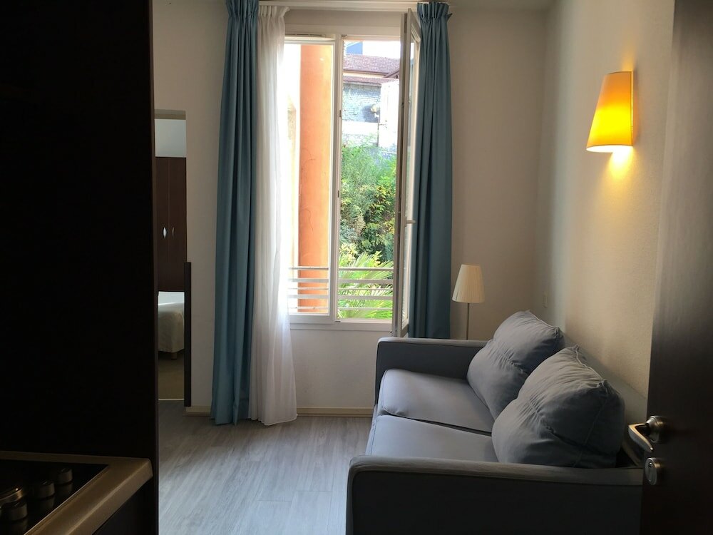 Фото Appart'hôtel Saint Jean