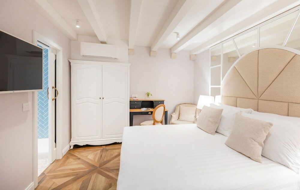 Фото St. Joseph's