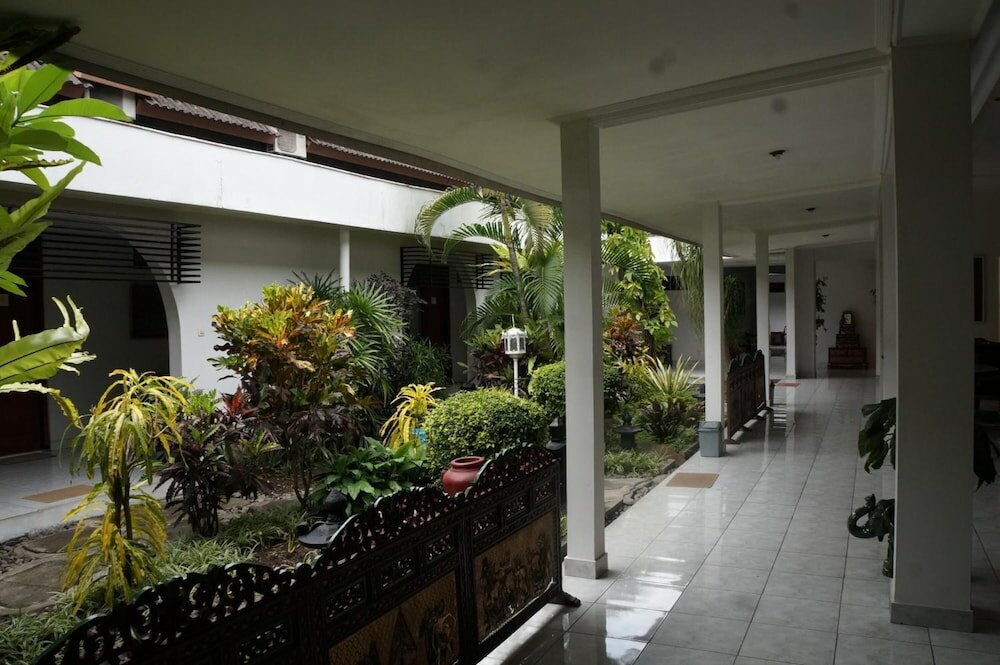 Фото Hotel Kirana