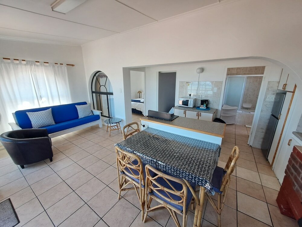 Фото Oom Piet Self Catering Accomodation