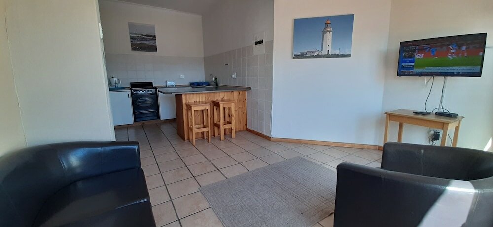 Фото Oom Piet Self Catering Accomodation