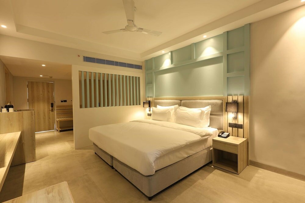 Фото Ramada by Wyndham Goa Arpora