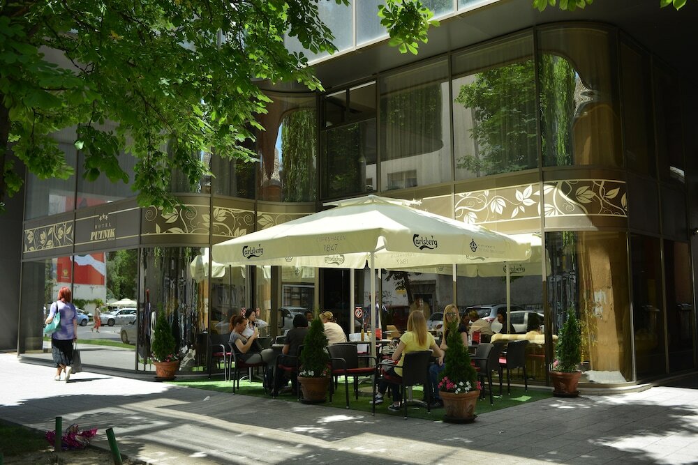 Фото отеля 3