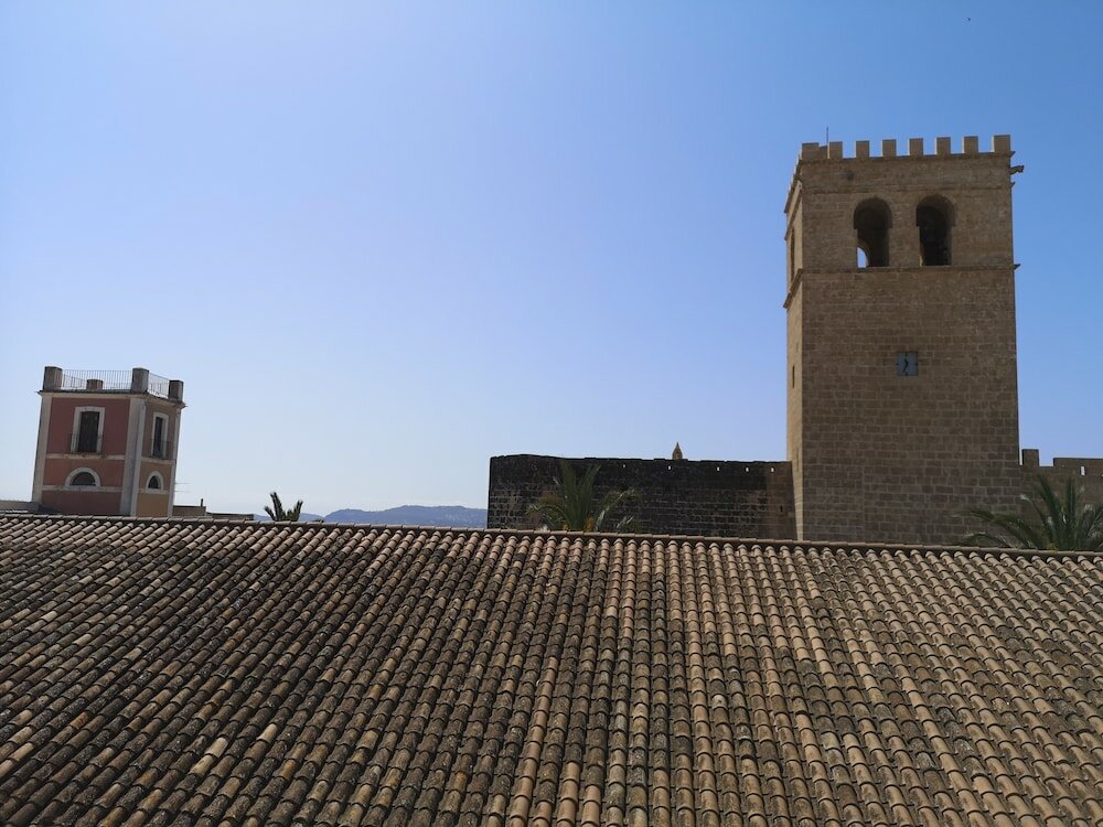 Фото Hotel Triskel