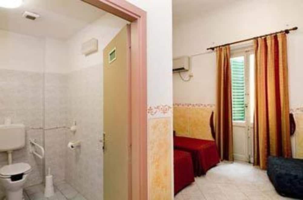 Фото Hotel Palazzuolo