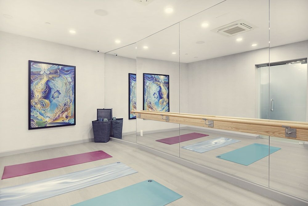 Фото The Artezen Hotel