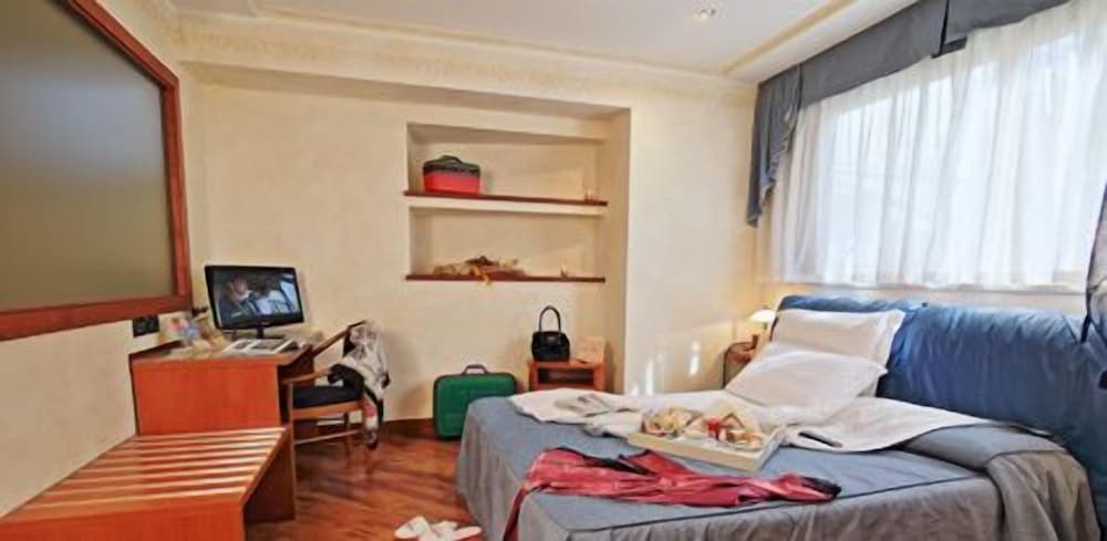 Фото Hotel Aurora