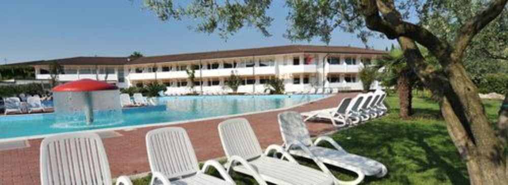 Фото Hotel Centro Turistico Gardesano