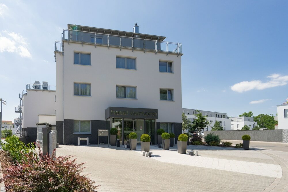 Фото Hotel bomonti Nürnberg West