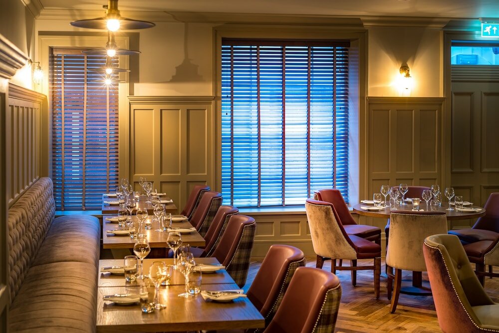 Фото Bishop's Gate Hotel