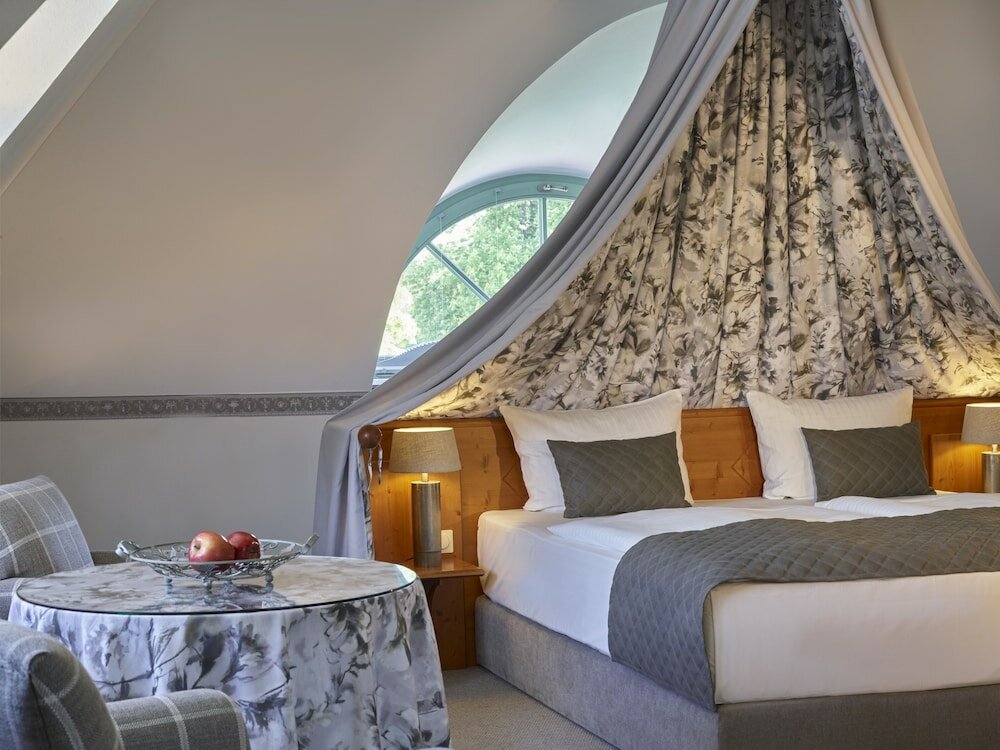 Фото Schloss Hotel Dresden-Pillnitz