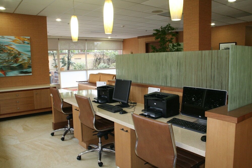 Фото Gateway Hotel Santa Monica