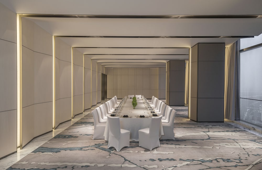 Фото Jumeirah Nanjing Hotel