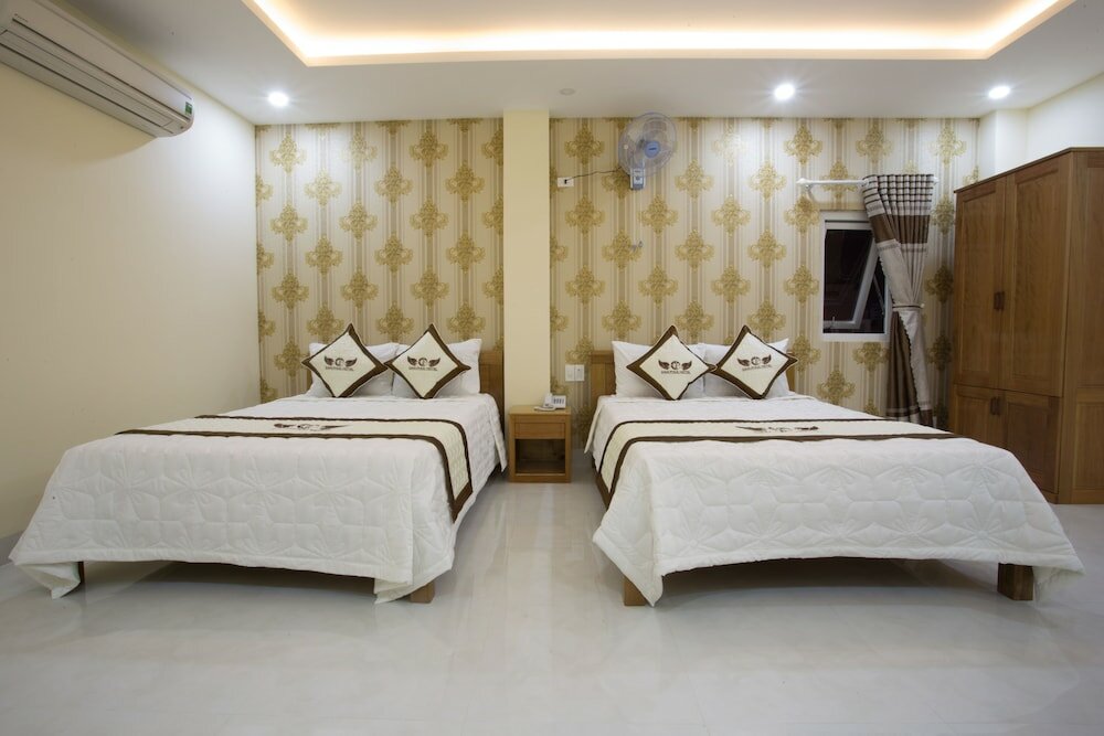 Фото Dam Phuc Hotel