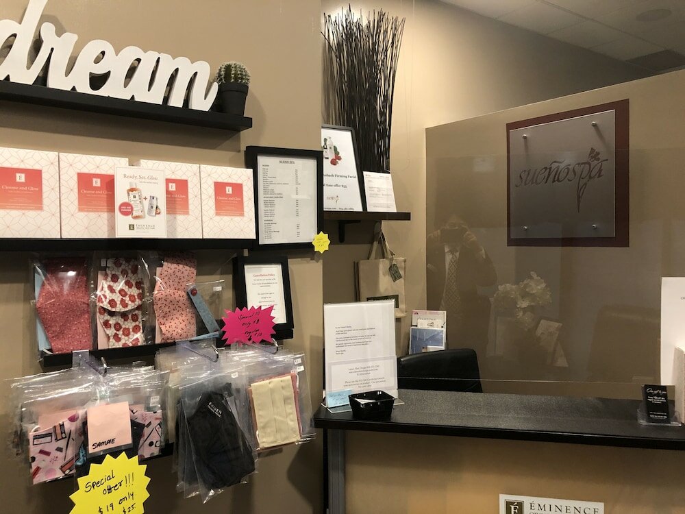 Фото Sheraton Vancouver Guildford Hotel