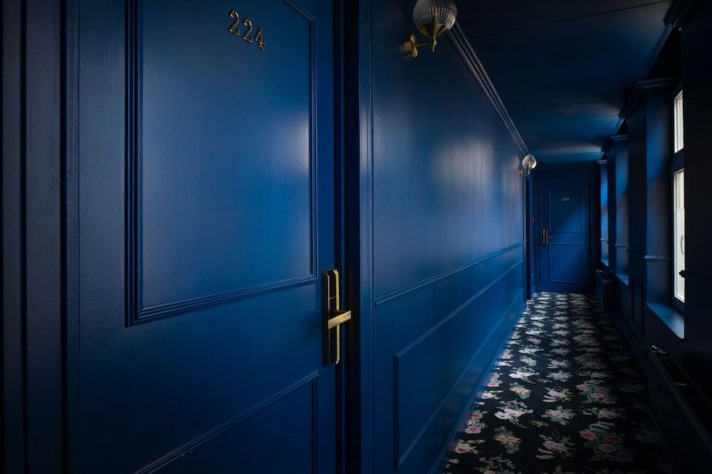 Фото Craves Hotel